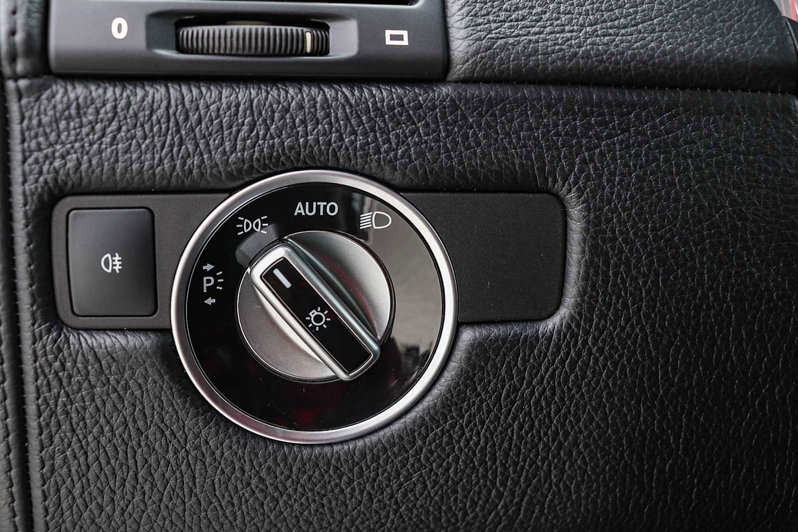 Used 2016 Mercedes-Benz G 550 image 29