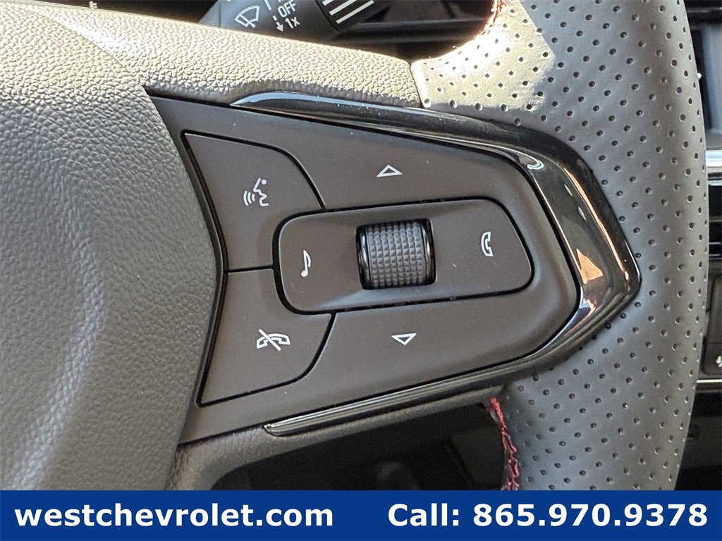 New 2026 Chevrolet Trax RS w/ Sunroof Package image 20