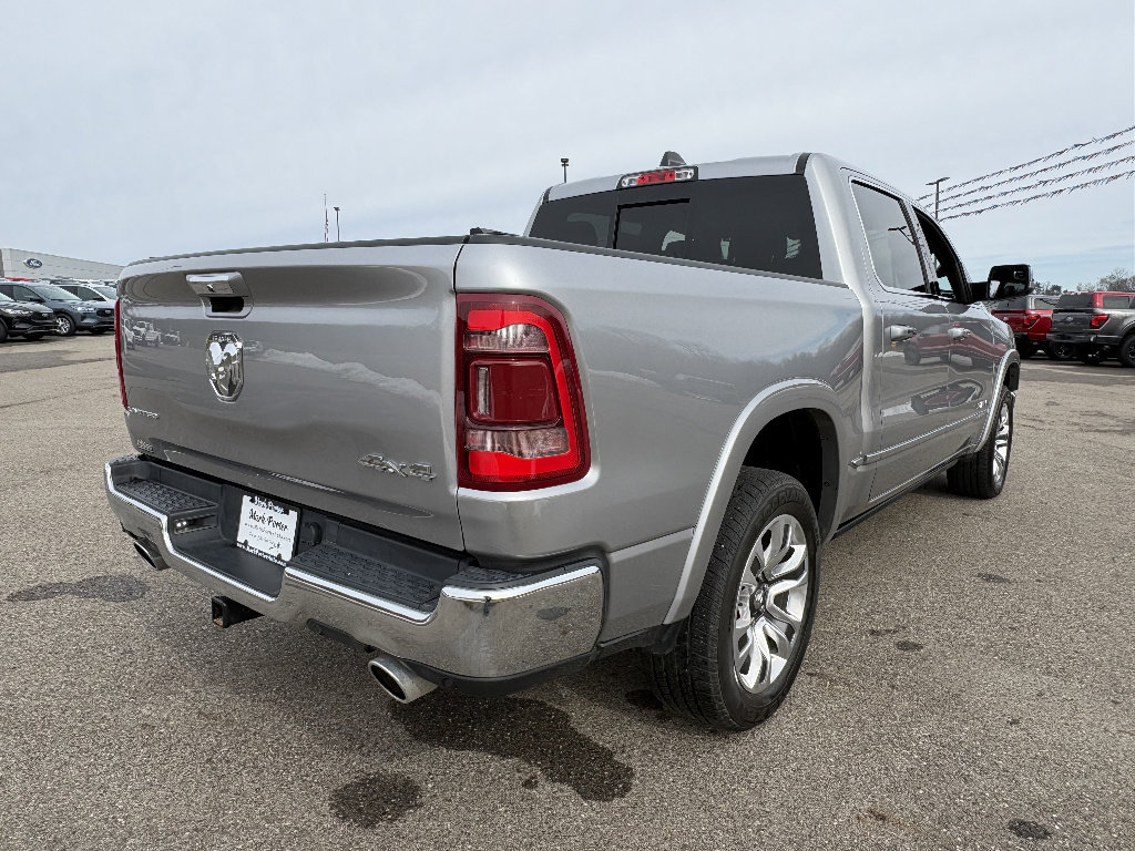 Used 2022 RAM 1500 Limited w/ Cold Weather Group image 5