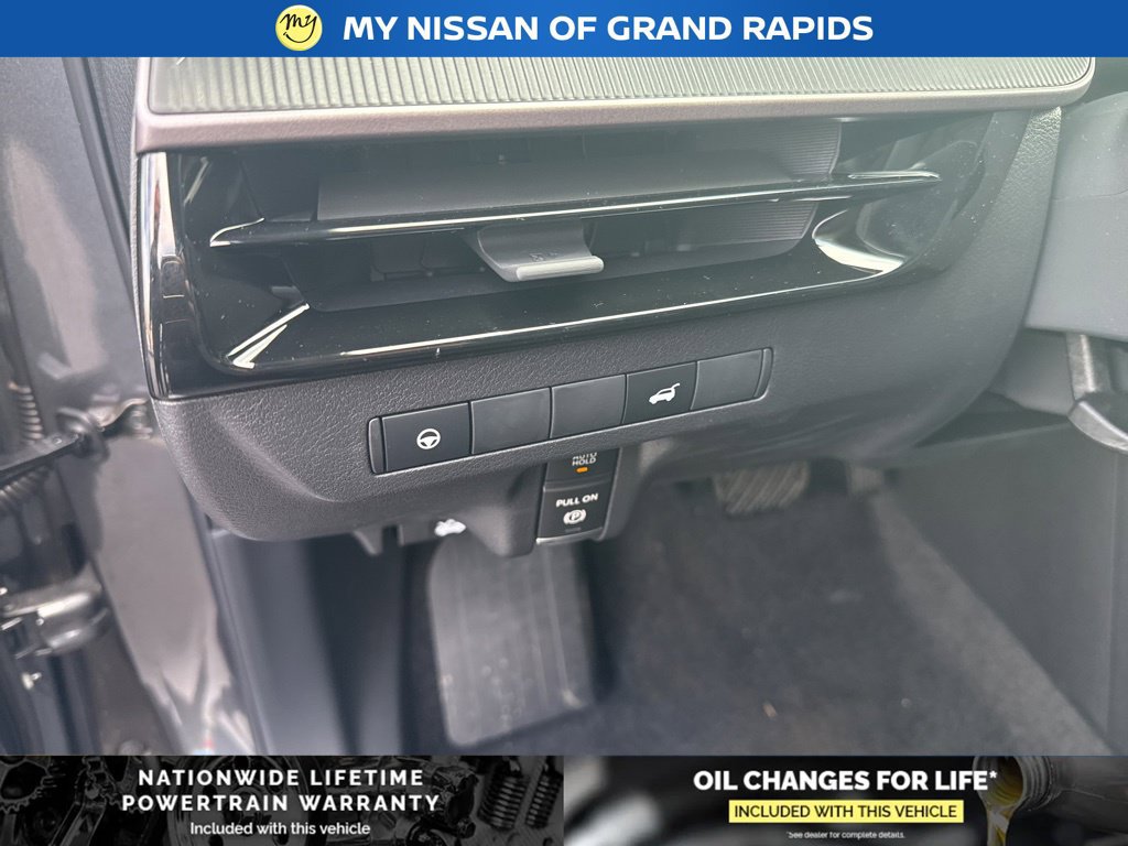 New 2026 Nissan Murano SV AWD/4WD image 11