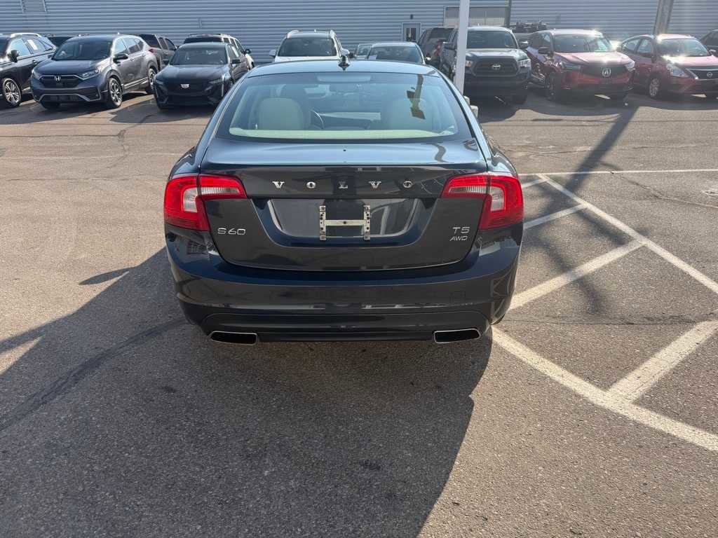 Used 2014 Volvo S60 T5 w/ Climate Package image 4