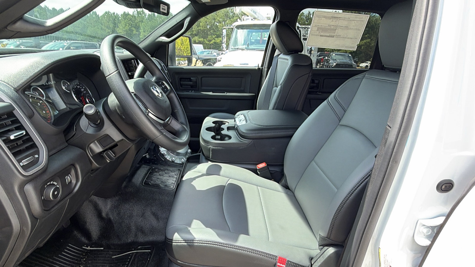 New 2026 RAM 5500 Tradesman AWD/4WD image 16