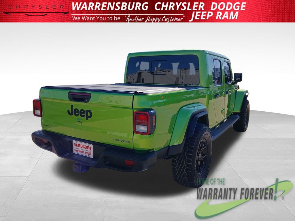 Used 2025 Jeep Gladiator Sport image 3