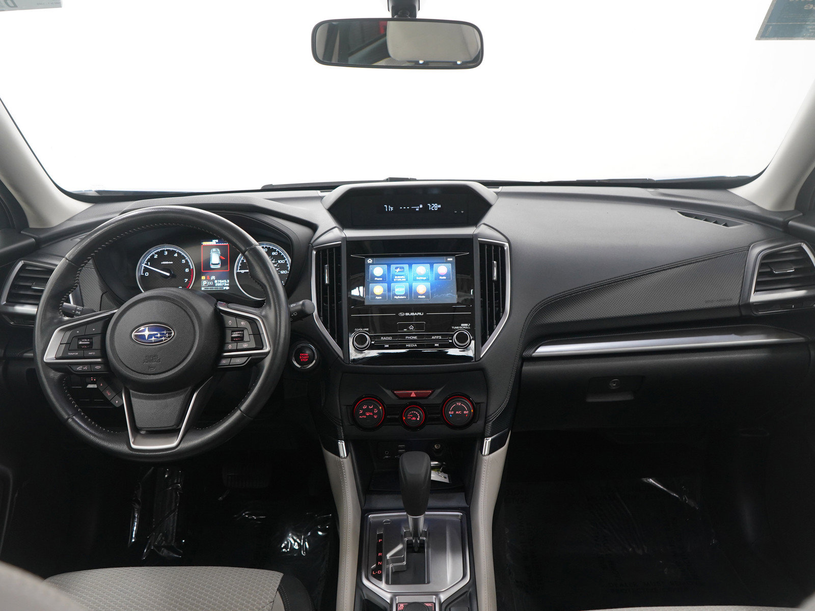 Used 2024 Subaru Forester Premium image 13