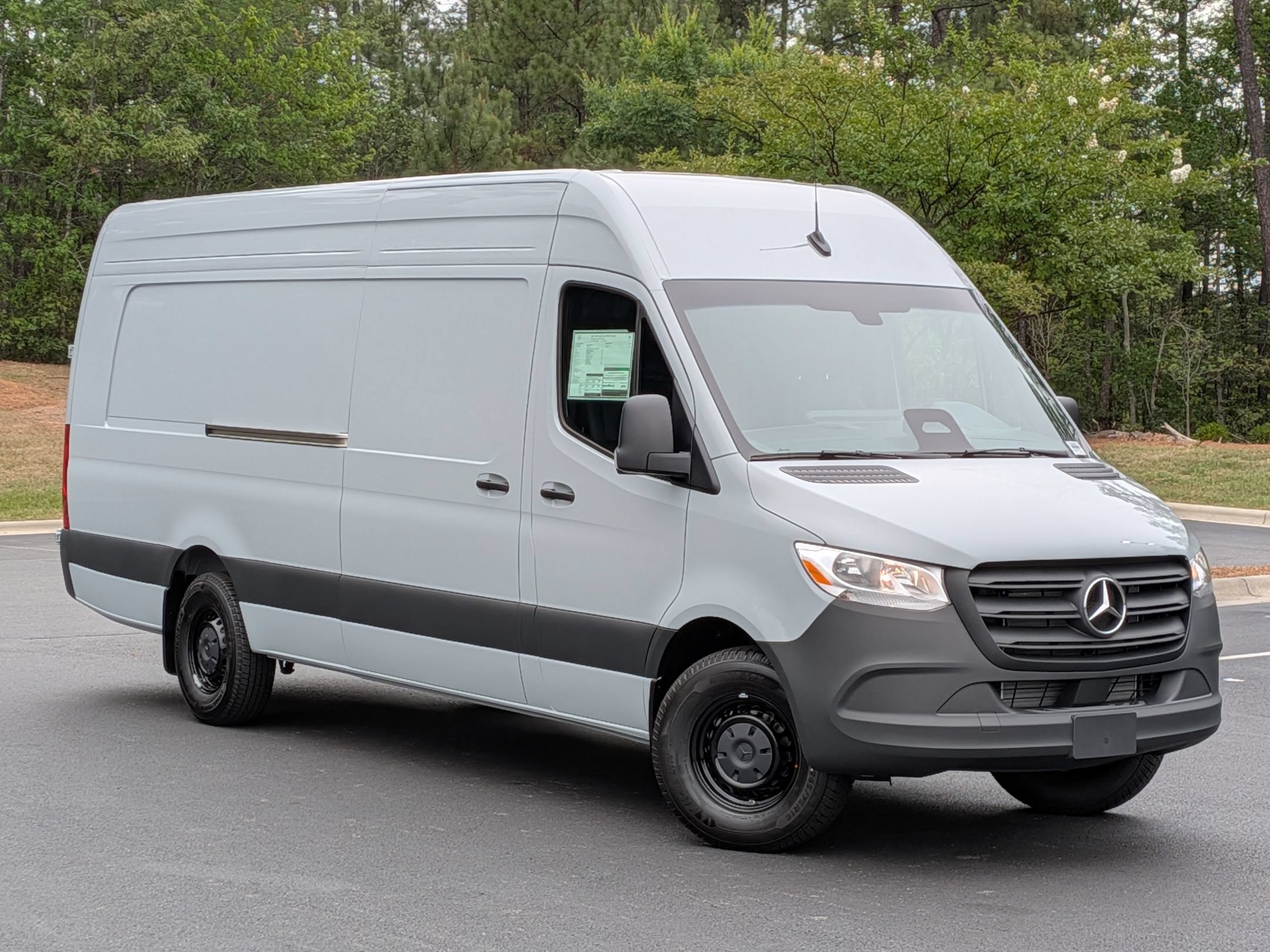 New 2026 Mercedes-Benz Sprinter 2500 image 2