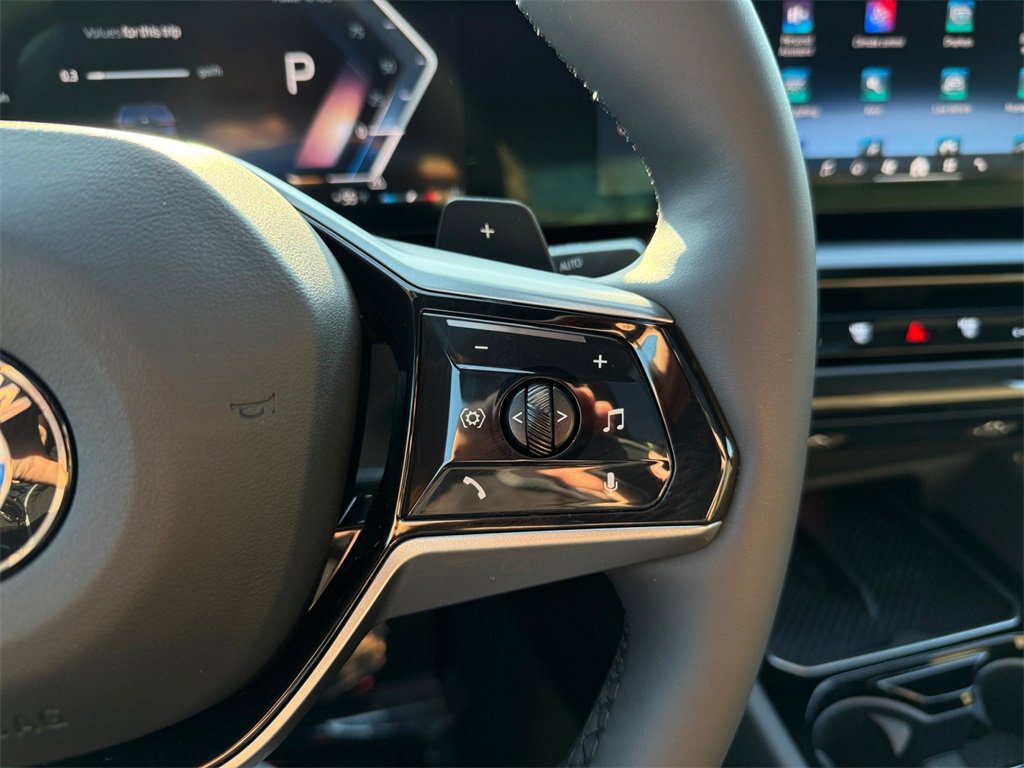 Certified 2026 BMW 530i xDrive w/ Premium Package image 32