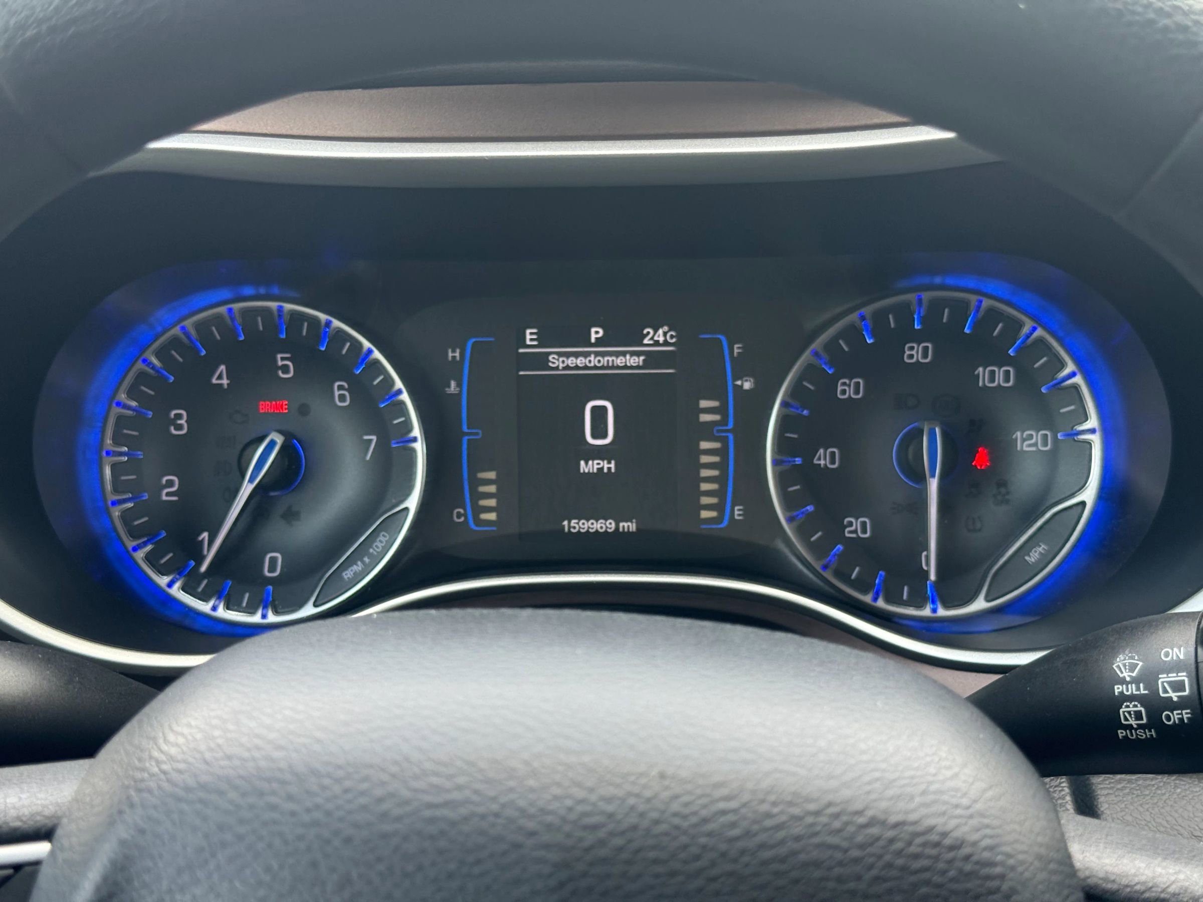 Used 2017 Chrysler Pacifica Touring FWD image 12