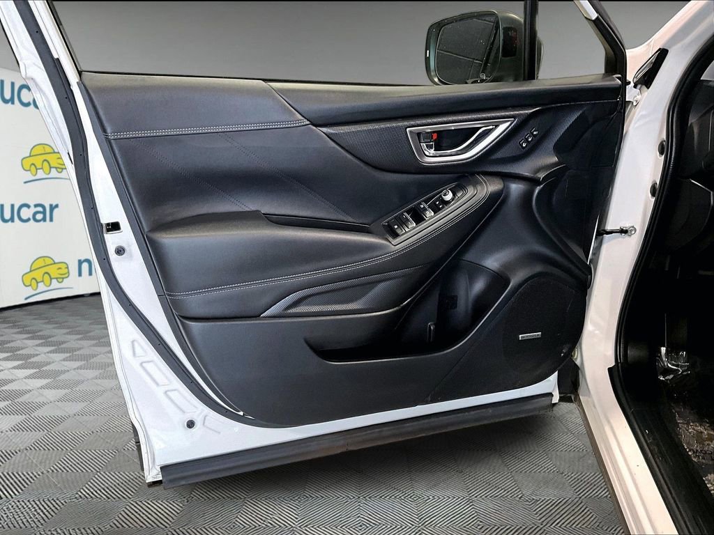 Used 2023 Subaru Forester Touring image 9