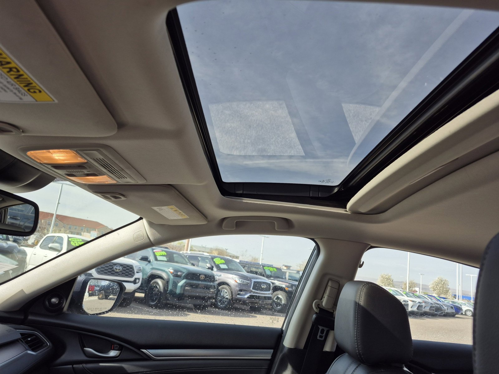 Used 2016 Honda Civic Touring image 9