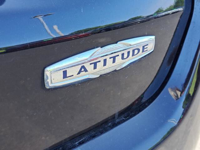 Used 2022 Jeep Compass Latitude image 27