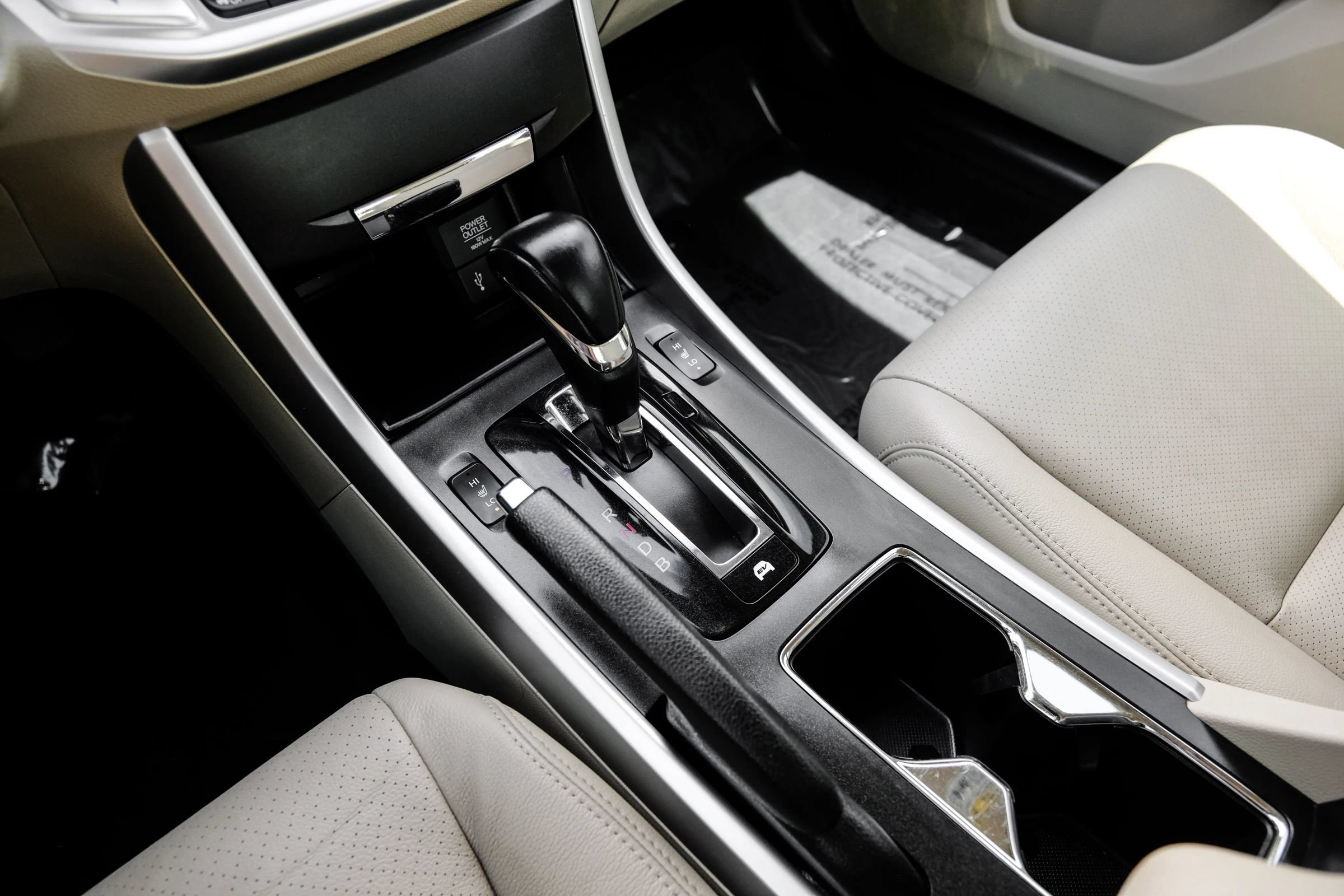 Used 2015 Honda Accord EX-L image 29