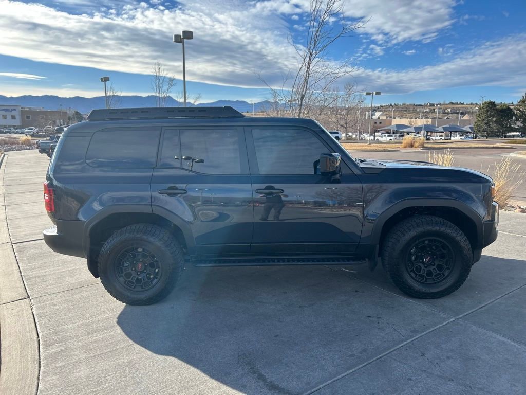 Used 2025 Toyota Land Cruiser image 10