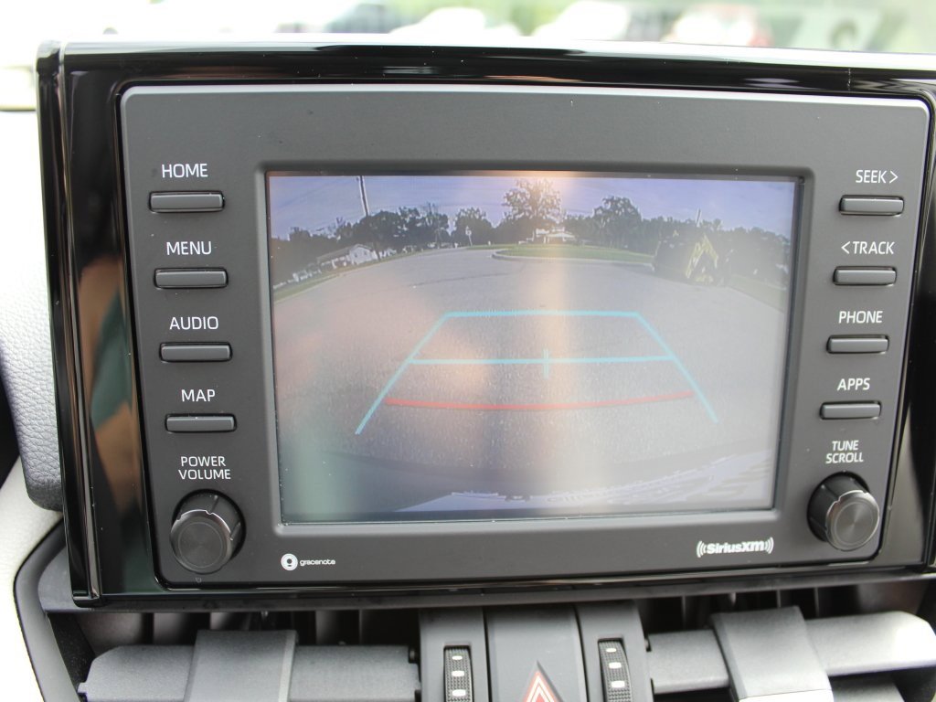 Used 2022 Toyota RAV4 XLE Premium image 16