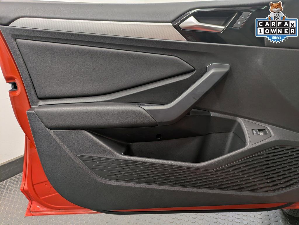 Used 2019 Volkswagen Jetta R-Line image 9