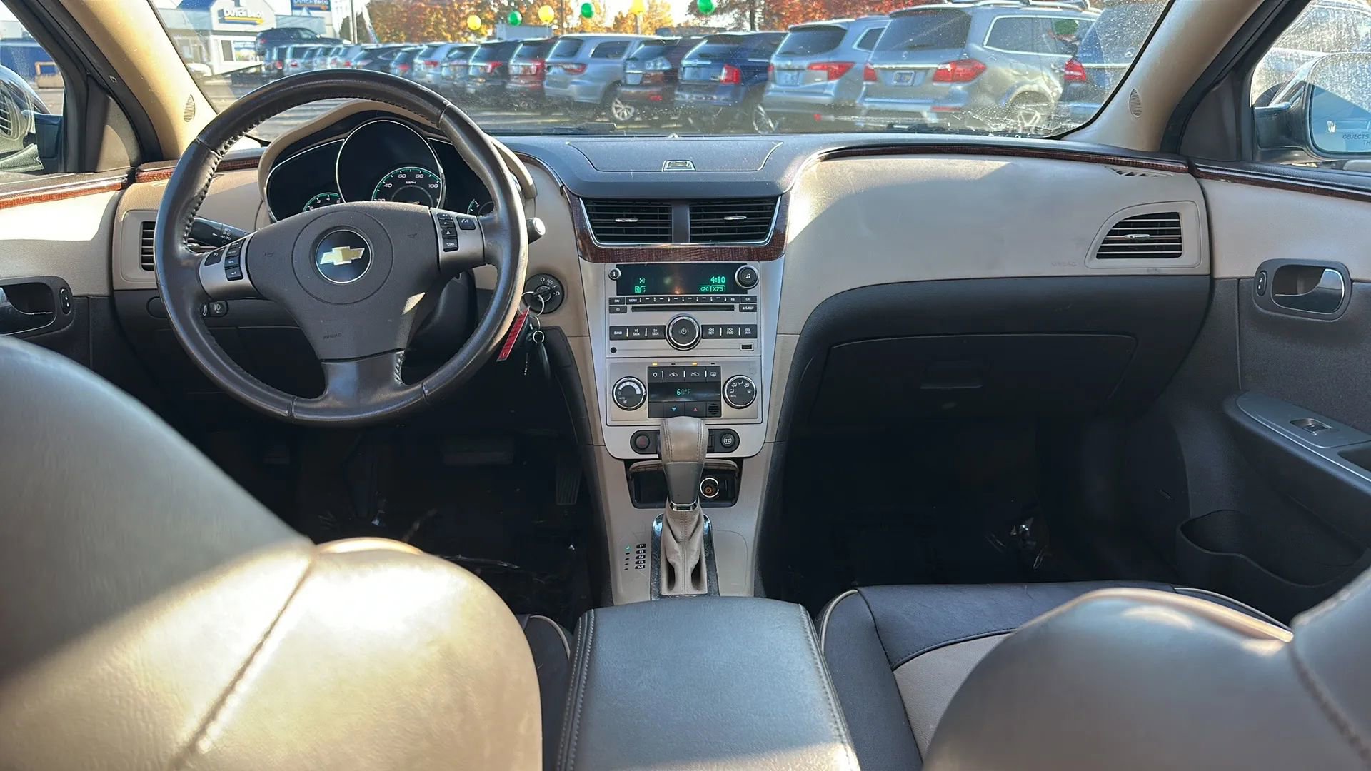 Used 2011 Chevrolet Malibu LTZ image 10