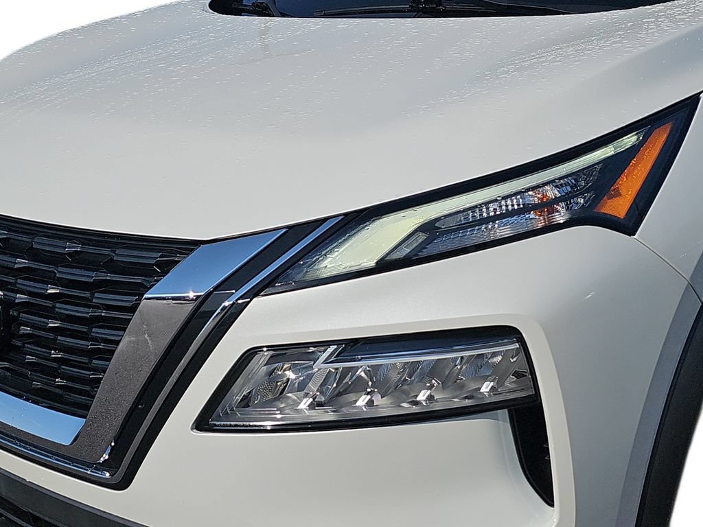 Used 2021 Nissan Rogue SV w/ Premium Package FWD image 31
