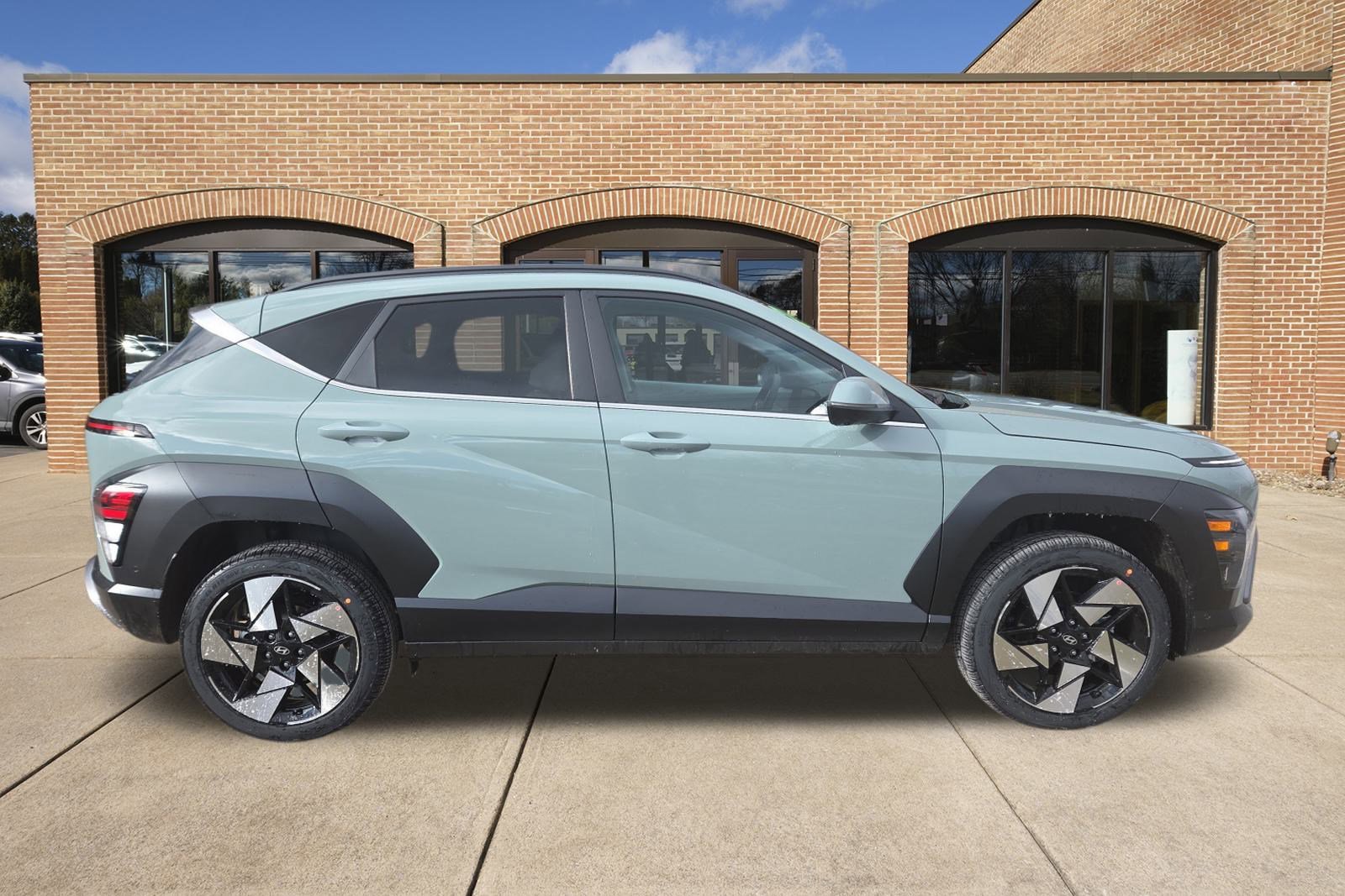 New 2026 Hyundai Kona Limited image 2