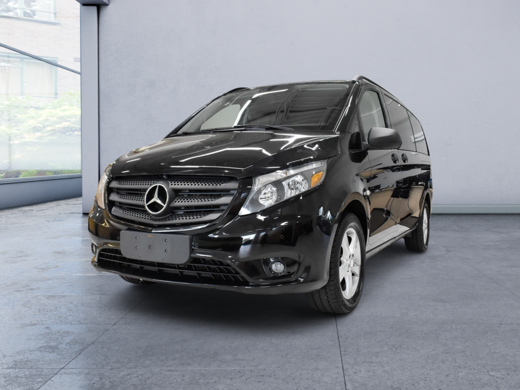 Used 2016 Mercedes-Benz Metris Passenger image 1