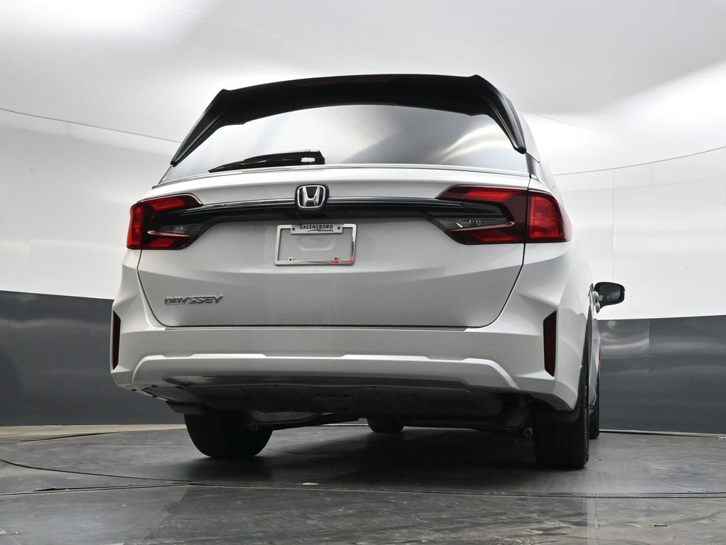 Certified 2026 Honda Odyssey EX-L image 32