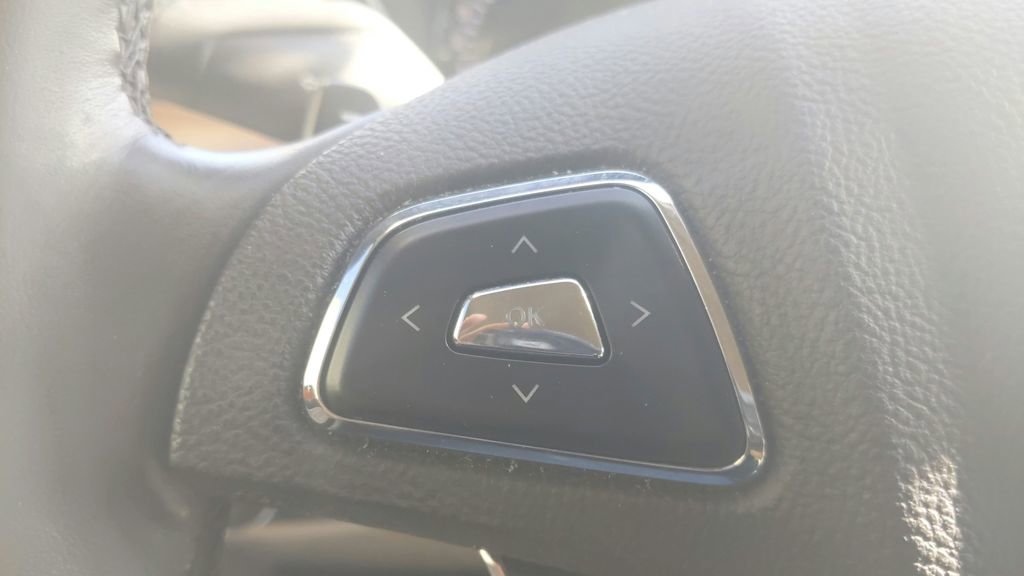 Used 2019 Lincoln MKC Select w/ Select Plus Package FWD image 21