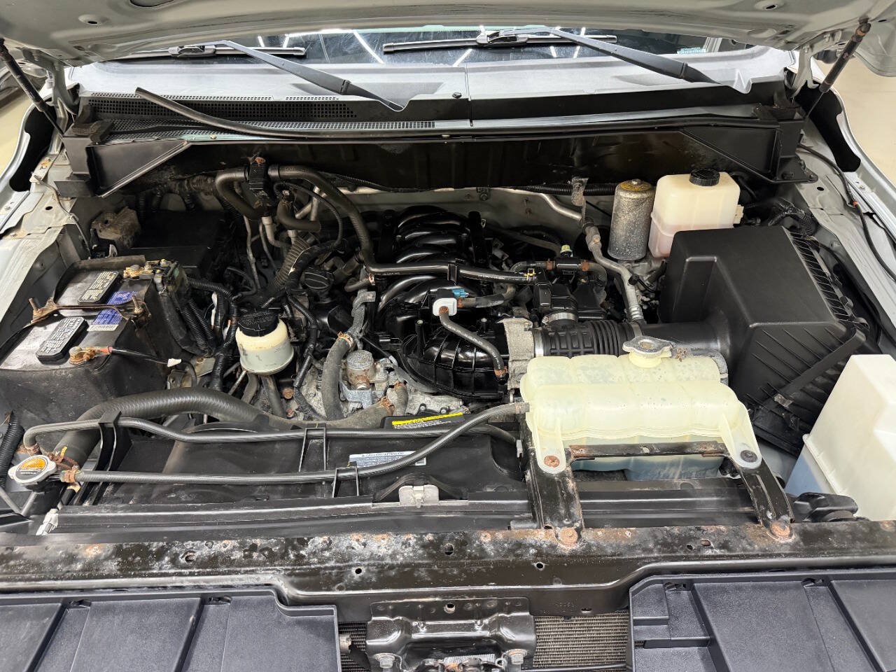 Used 2017 Nissan NV 3500 SV w/ SV Technology Package RWD image 7