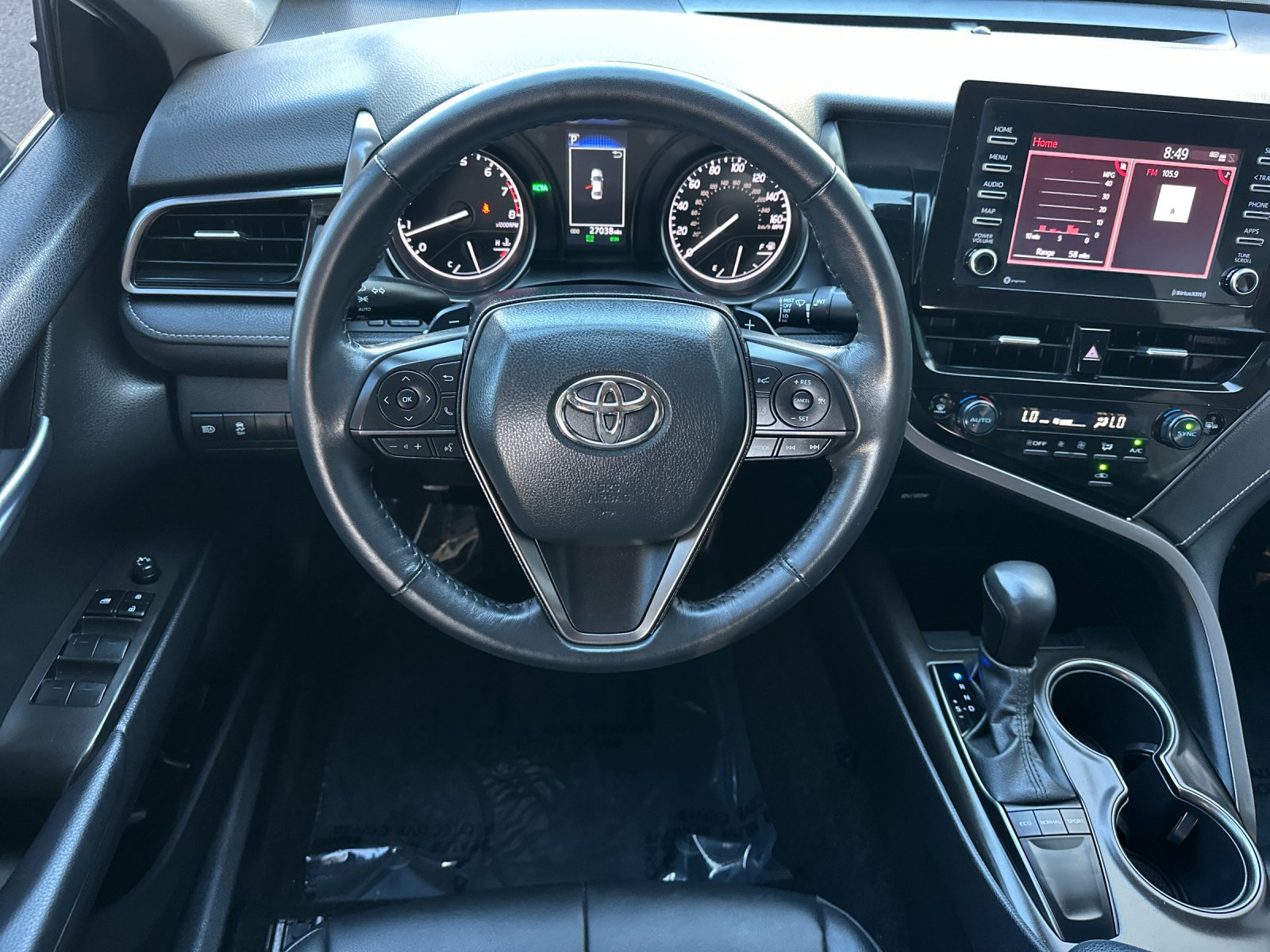 Used 2024 Toyota Camry SE w/ Convenience Package FWD image 13
