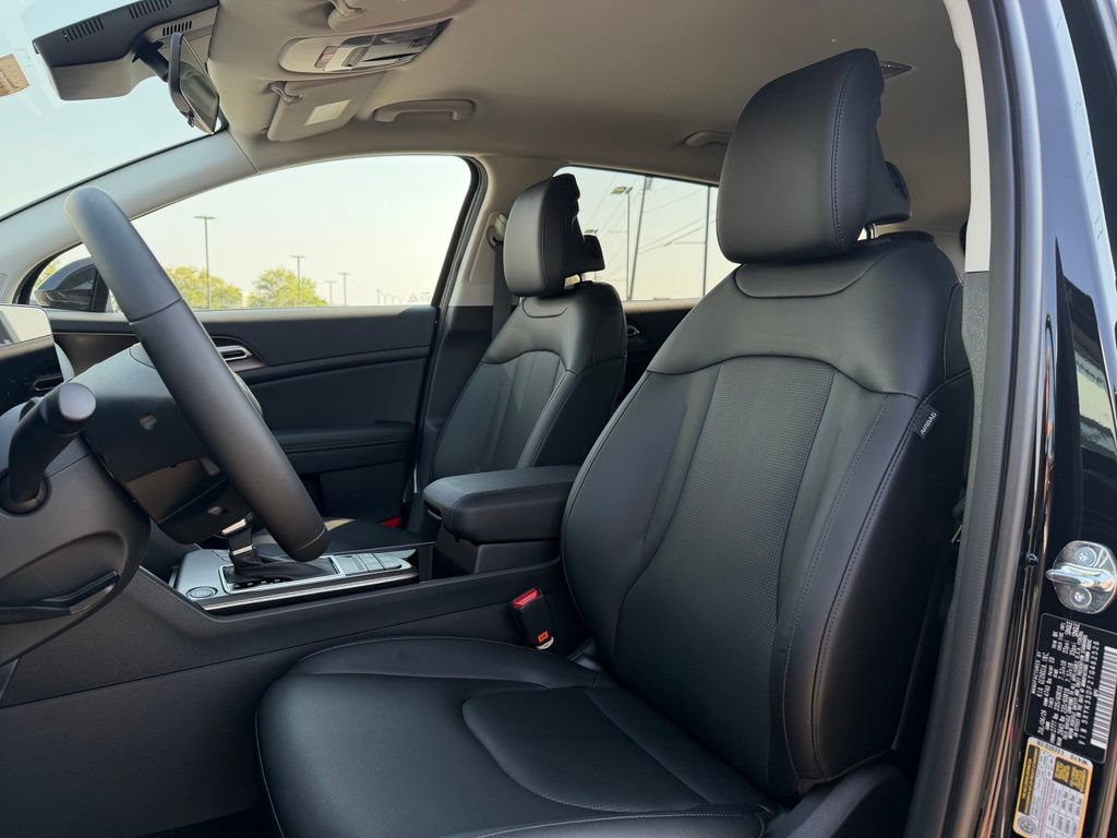 New 2026 Kia Sportage EX w/ EX Panorama Roof Package FWD image 10
