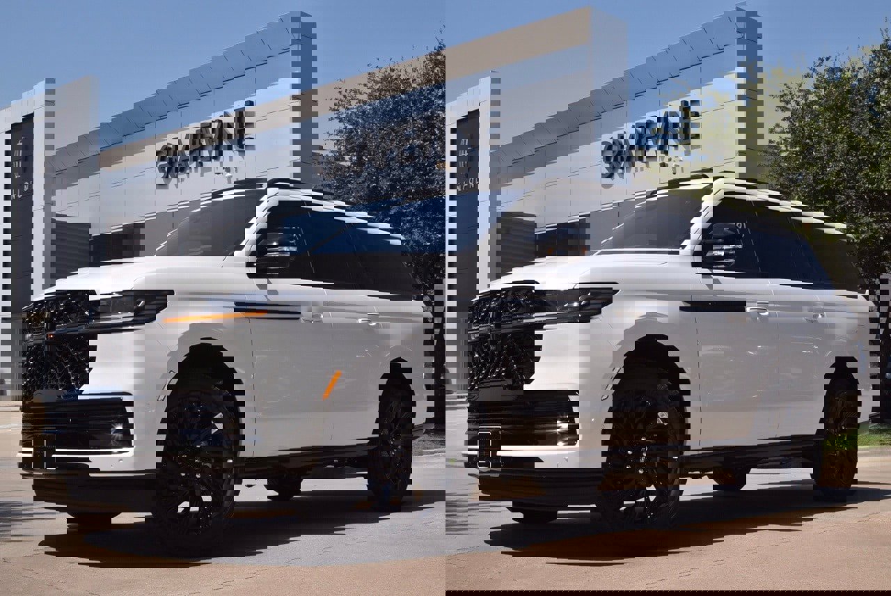 New 2025 Lincoln Navigator L Reserve