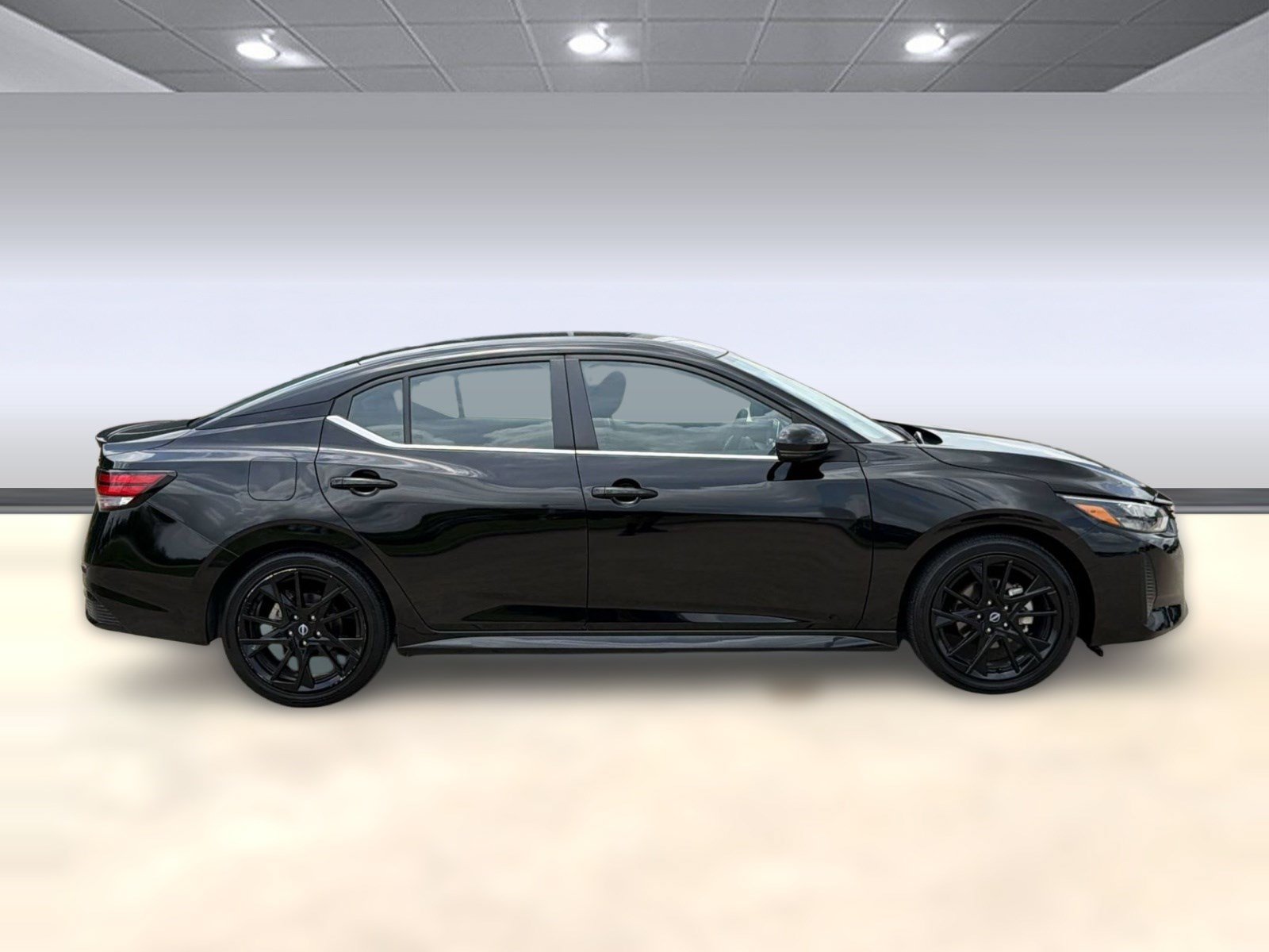 Used 2025 Nissan Sentra SR w/ Midnight Edition FWD image 8