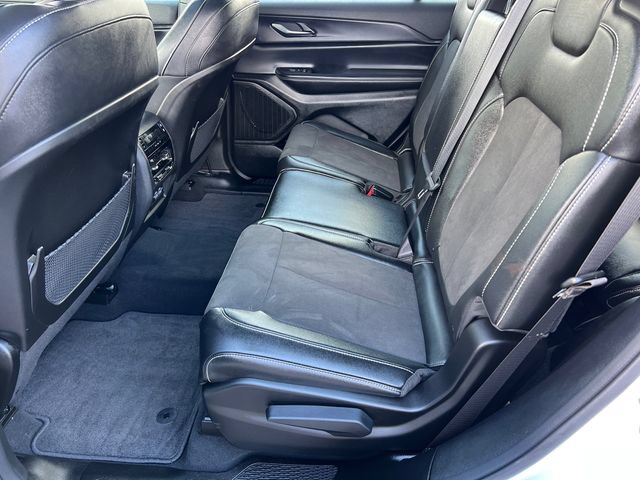 Certified 2024 Jeep Grand Cherokee L Altitude AWD/4WD image 24