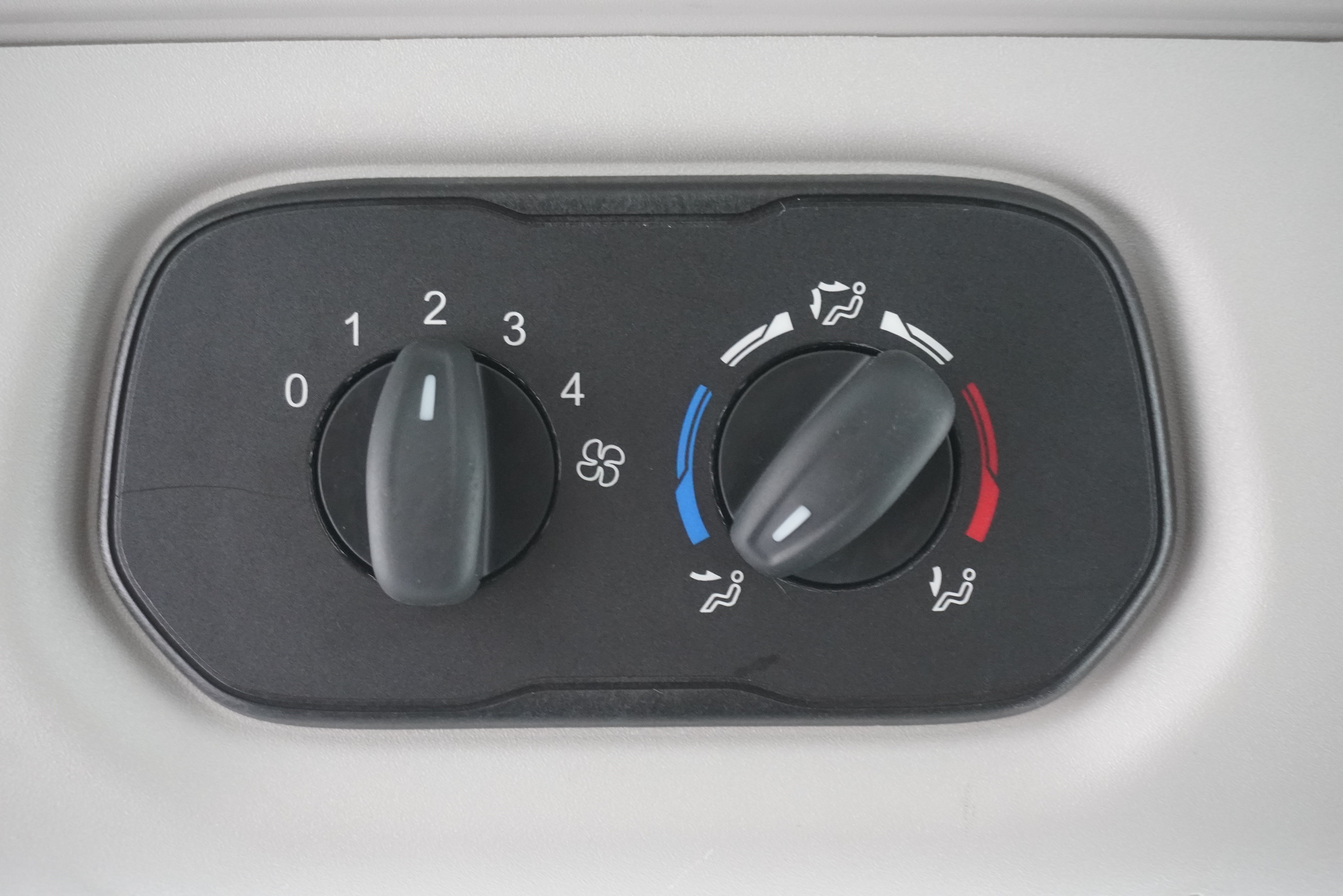 Used 2017 Ford Transit 350 XL RWD image 20