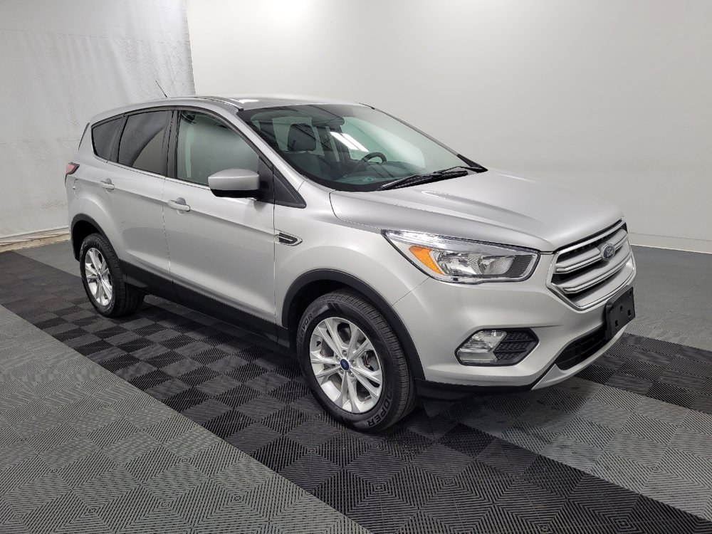 Used 2017 Ford Escape SE w/ SE Cold Weather Package image 11
