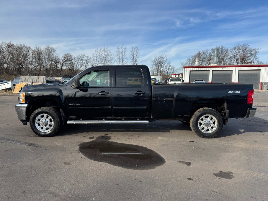 Used 2012 Chevrolet Silverado 3500 LTZ image 2