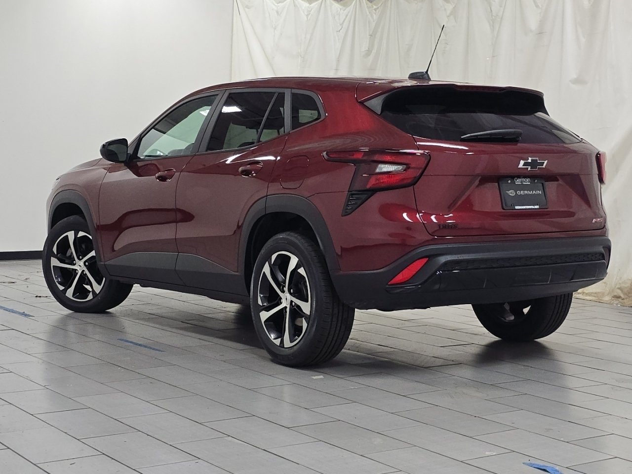 Used 2024 Chevrolet Trax RS FWD image 14