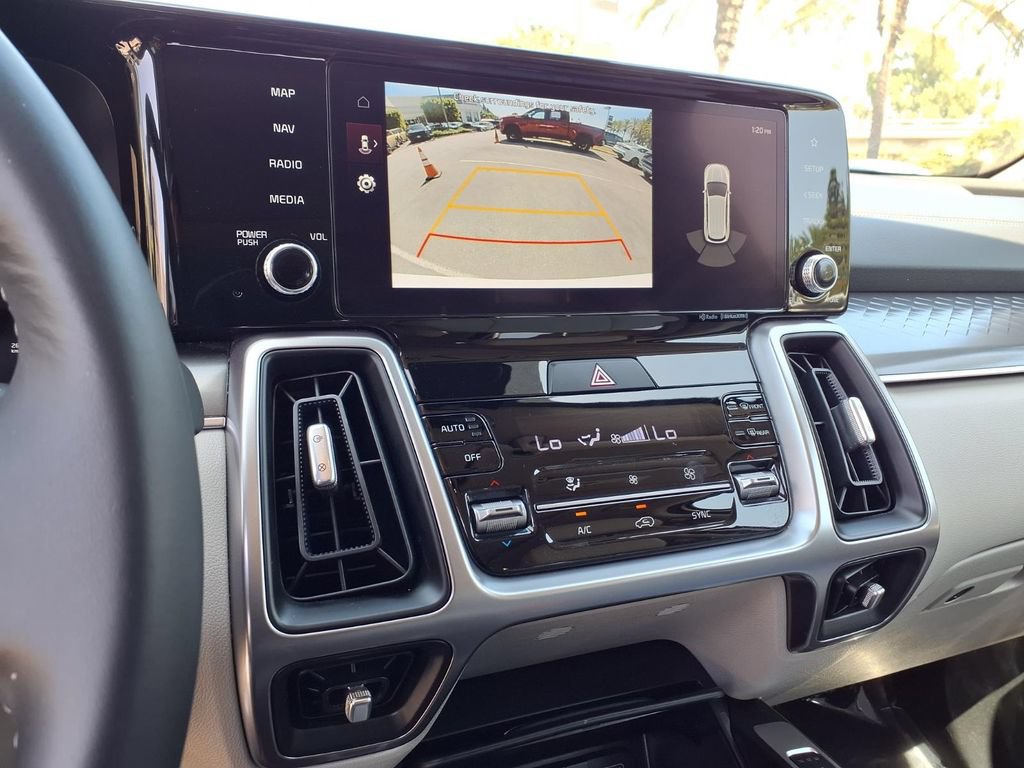 Certified 2023 Kia Sorento S w/ Panoramic Sunroof Package FWD image 17