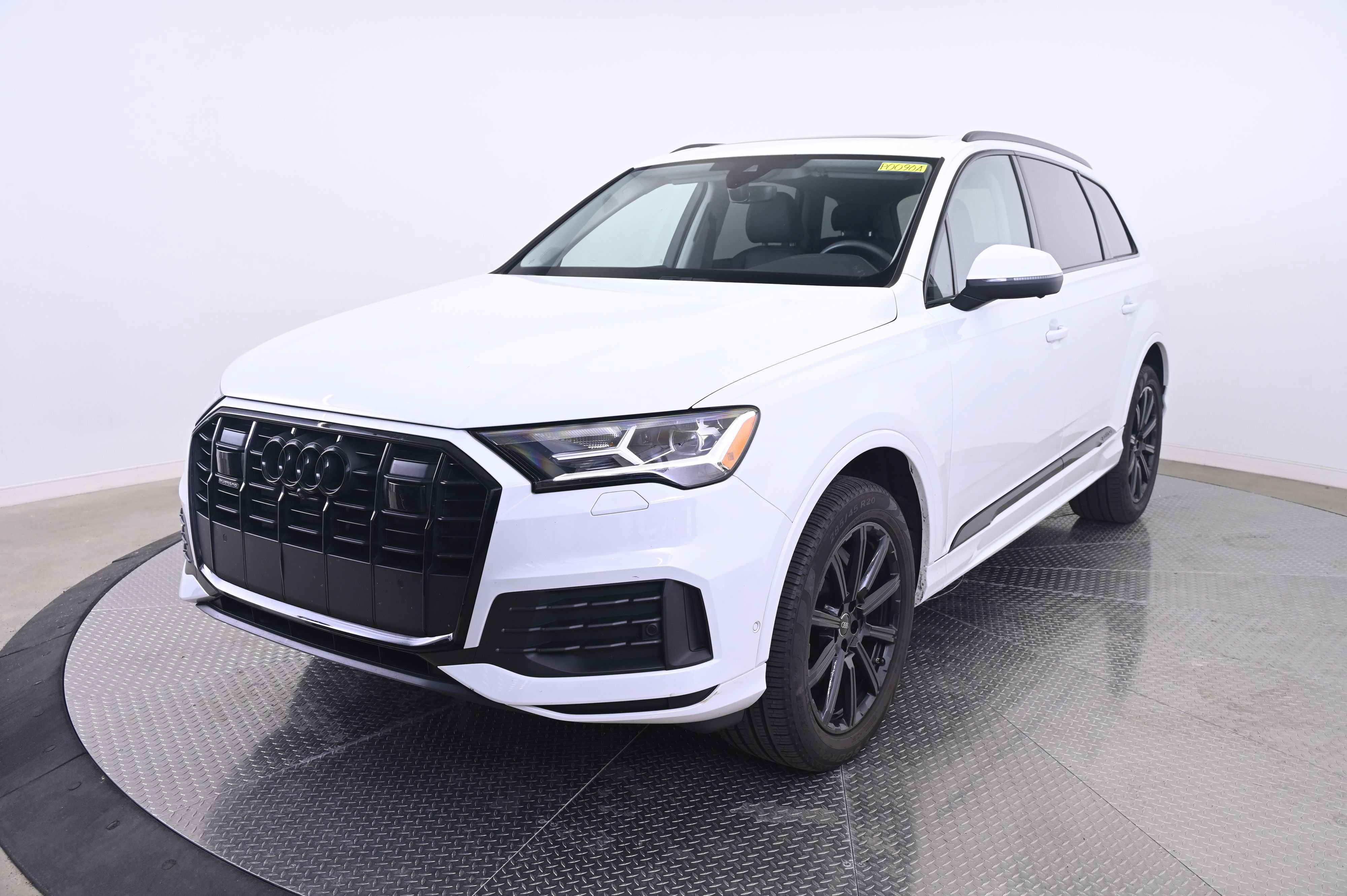 Used 2023 Audi Q7 2.0T Premium Plus w/ Premium Plus Package AWD/4WD image 1