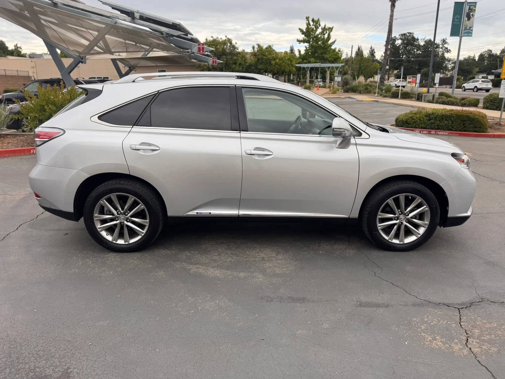 Used 2014 Lexus RX 450h AWD image 7