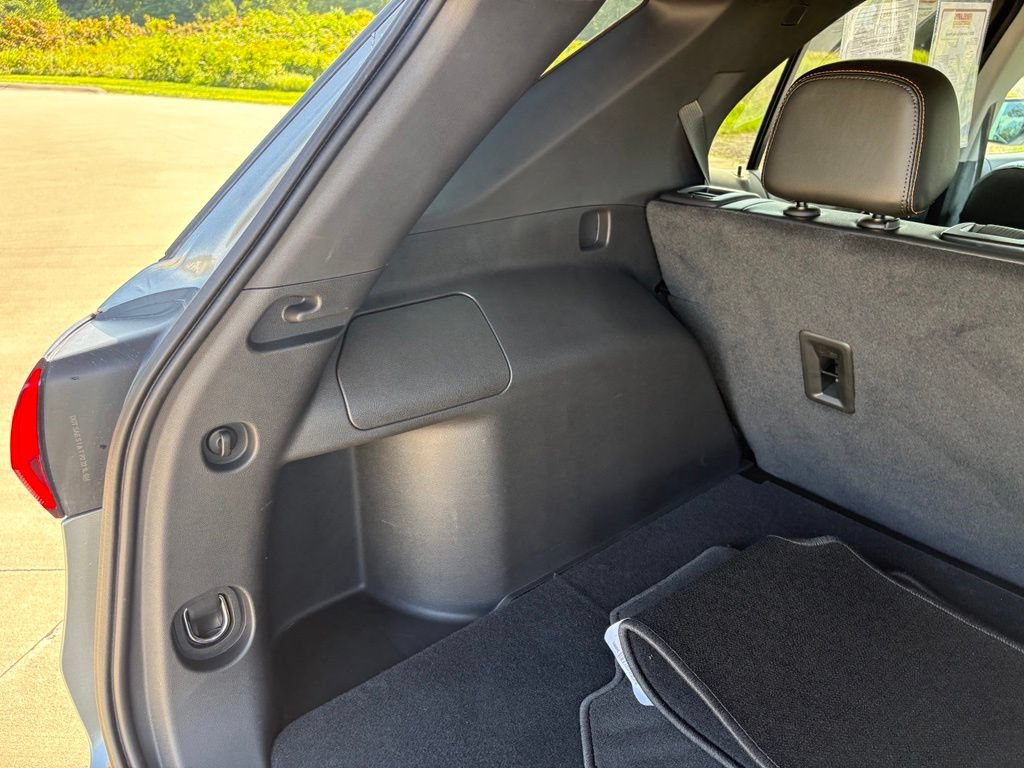 Used 2023 Chevrolet Equinox Premier FWD image 49