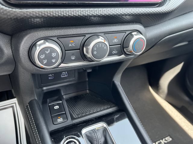 Certified 2023 Nissan Kicks SV FWD image 19