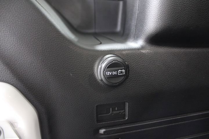 Used 2025 Jeep Wrangler Unlimited Rubicon image 15