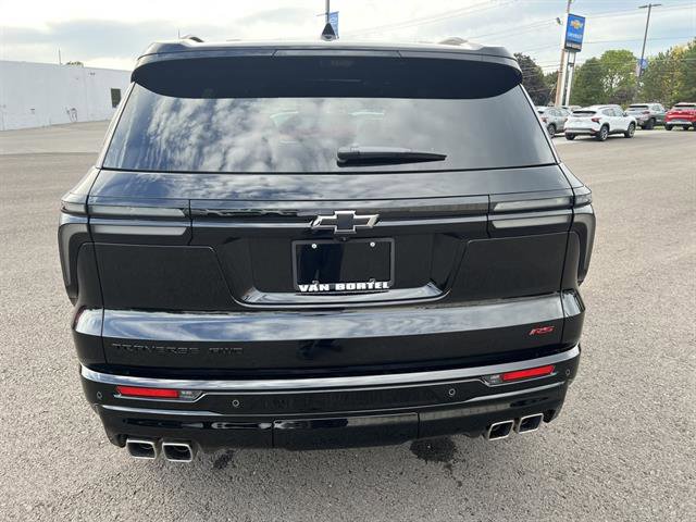 New 2026 Chevrolet Traverse RS w/ LPO, Floor Liner Package image 4