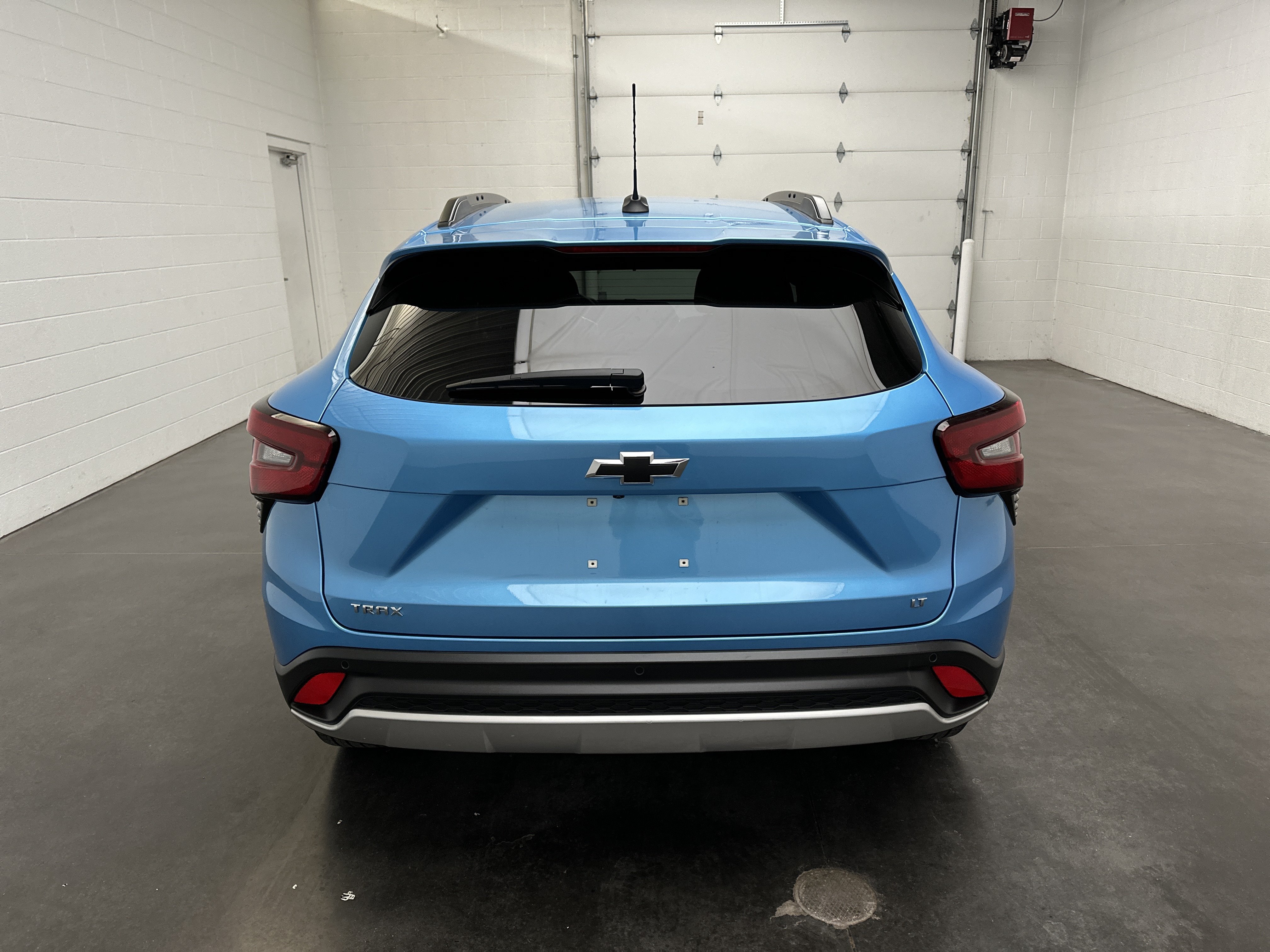Used 2025 Chevrolet Trax LT w/ Driver Confidence Package FWD image 8