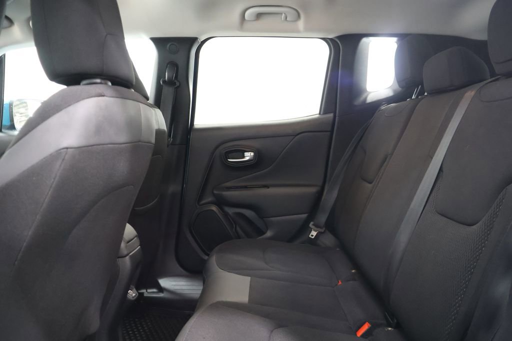 Used 2020 Jeep Renegade Altitude image 25