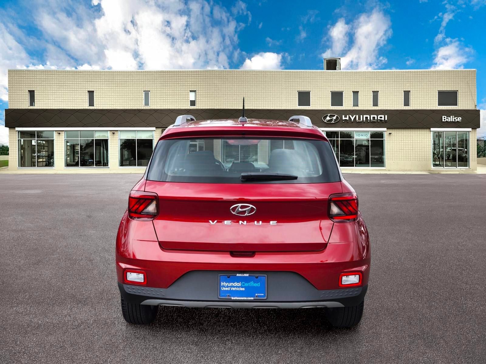 Certified 2026 Hyundai Venue SEL FWD image 4