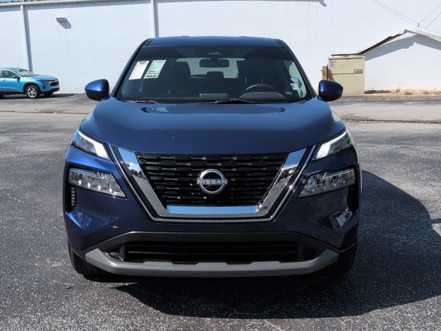 Certified 2023 Nissan Rogue SV FWD image 9