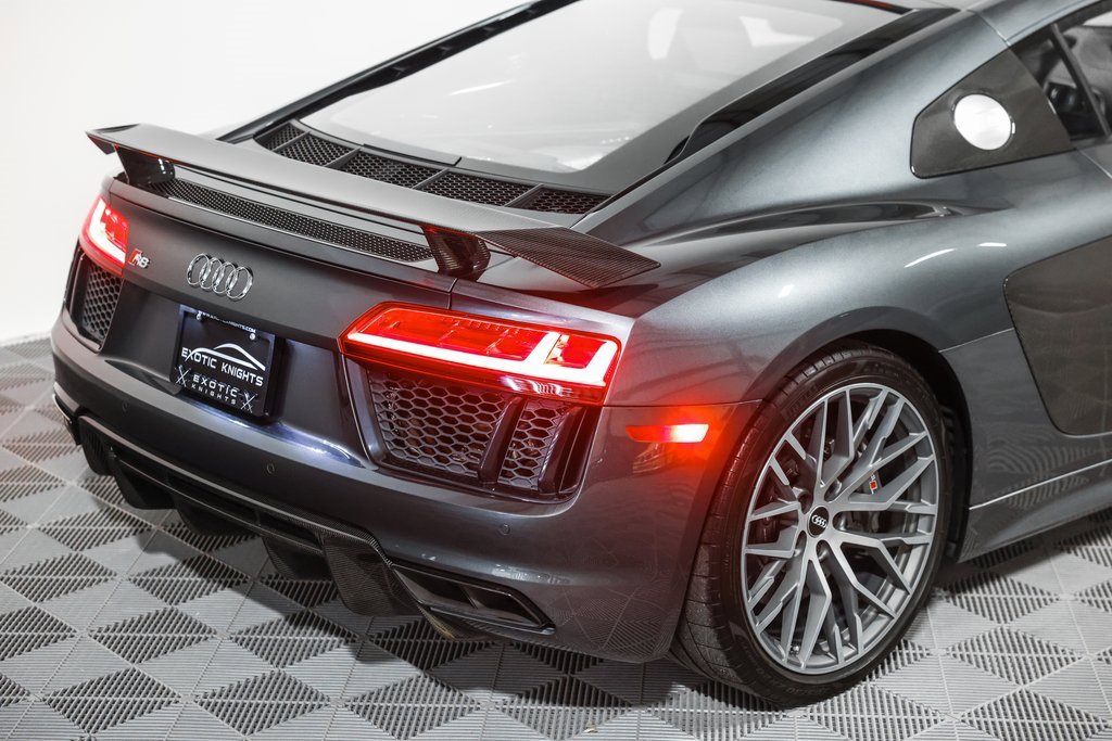 Used 2017 Audi R8 V10 plus image 7