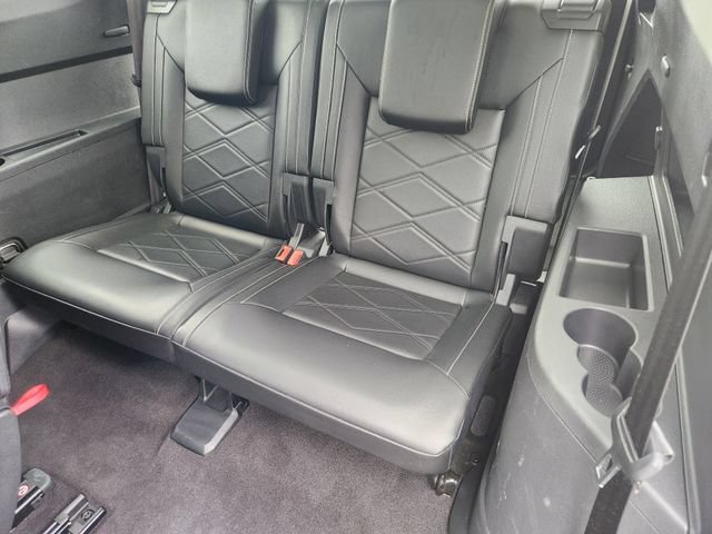 Used 2024 Volkswagen Atlas SE AWD/4WD image 27