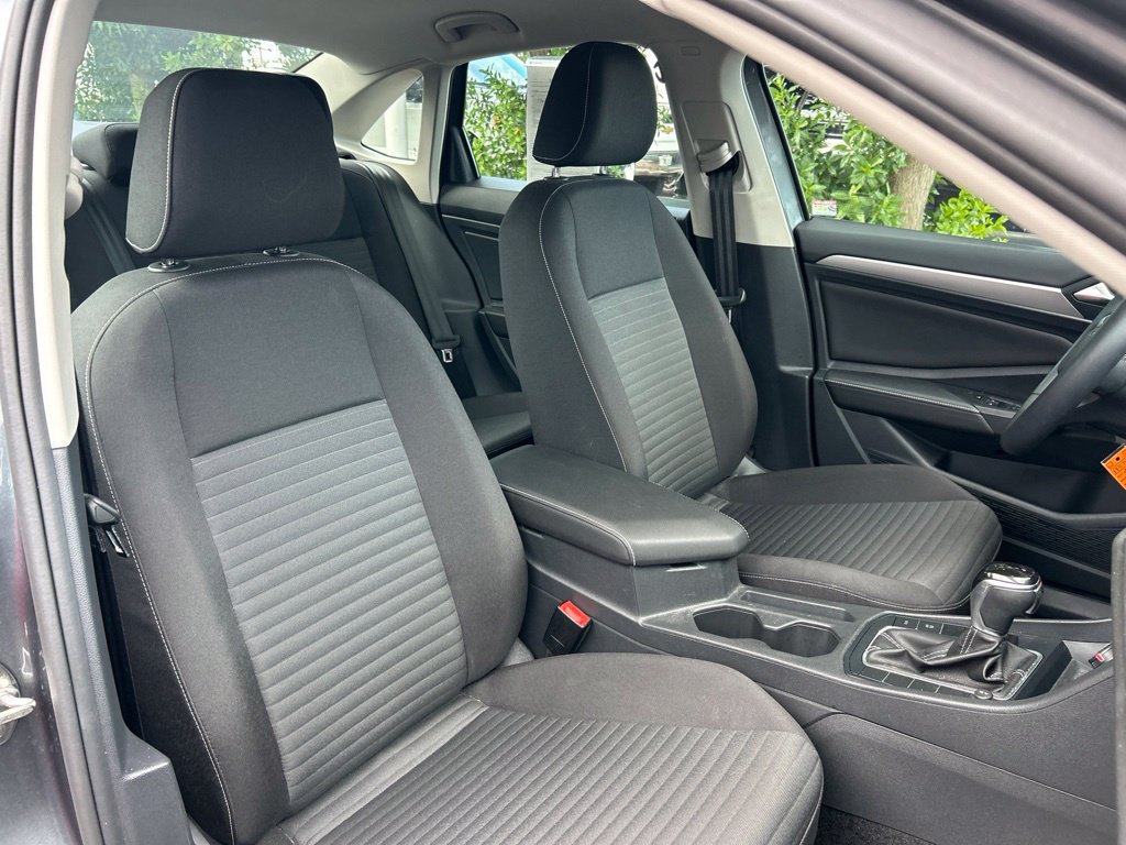 Certified 2024 Volkswagen Jetta S FWD image 41
