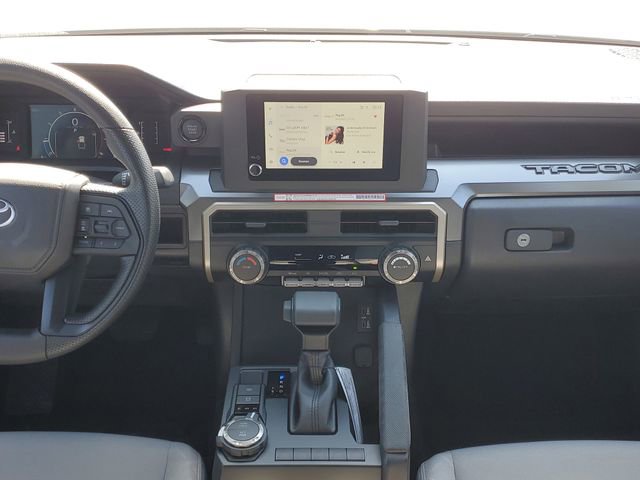Used 2025 Toyota Tacoma SR5 image 26