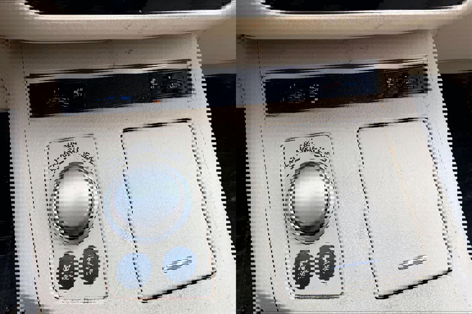 Used 2014 Lexus ES 300h w/ Premium Package w/Bamboo Trim image 34